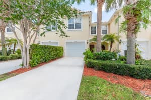 1014 Pinewood Lake Ct, Greenacres, FL 33415, Sold 09/25/19