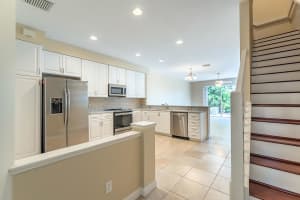 1014 Pinewood Lake Ct, Greenacres, FL 33415, Sold 09/25/19