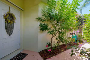 10625 SE Rosemarie Ct, Hobe Sound, FL 33455, Sold 12/15/19