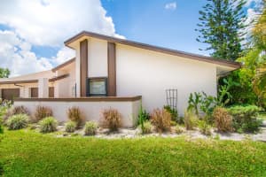 3709 Hertford Ct, Greenacres, FL 33463, Sold 08/09/19