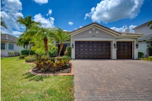 8446 Butler Greenwood Dr, Royal Palm Beach, FL 33411, Sold 07/29/19