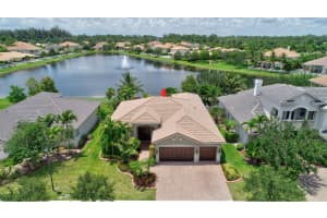 8446 Butler Greenwood Dr, Royal Palm Beach, FL 33411, Sold 07/29/19