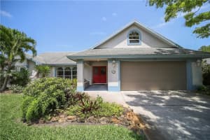 546 10th Ave, Vero Beach, FL 32962, Sold 07/26/19