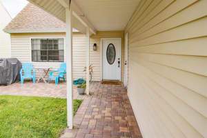 2850 Black Pine Ct, Lake Worth, FL 33462, Sold 08/27/19