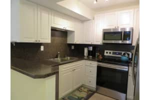 8207 Severn Dr, Boca Raton, FL 33433, Sold 07/26/19