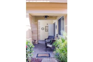 9048 Silver Glen Way, Lake Worth, FL 33467, Sold 11/26/19