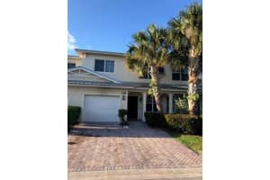 2546 Creekside Dr, Fort Pierce, FL 34981, Sold 08/16/19