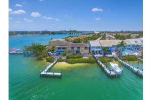 1000 US-1, Jupiter, FL 33477, Sold 07/19/19