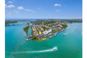 1000 US-1, Jupiter, FL 33477, Sold 07/19/19