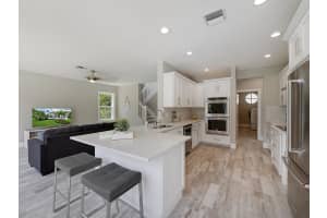 2740 Tecumseh Dr, West Palm Beach, FL 33409, Sold 08/05/19