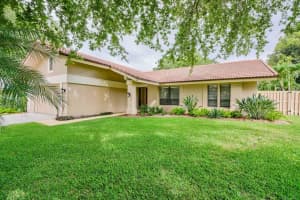104 Bayberry Cir, Jupiter, FL 33458, Sold 07/23/19