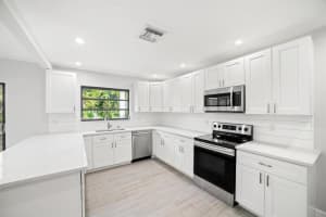 5084 Oak Hill Rd, Delray Beach, FL 33484, Sold 07/15/19