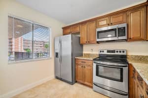 8700 Sherman Cir N, Miramar, FL 33025, Sold 07/02/19