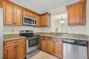 8700 Sherman Cir N, Miramar, FL 33025, Sold 07/02/19