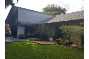 8847 Escondido Way E, Boca Raton, FL 33433, Sold 08/09/19