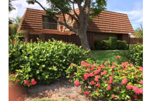 825 Center St, Jupiter, FL 33458, Sold 09/06/19