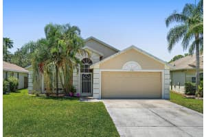 736 NW Waterlily Pl, Jensen Beach, FL 34957, Sold 10/28/19
