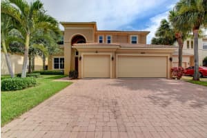 8625 Palisades Lakes Dr, Royal Palm Beach, FL 33411, Sold 08/22/19