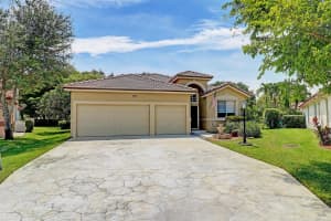5765 NW 47th Ct, Coral Springs, FL 33067, Sold 01/31/20