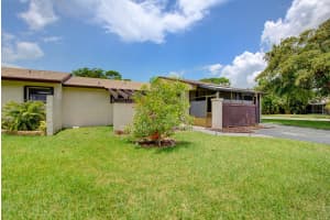 7 Seneca Ct, Royal Palm Beach, FL 33411, Sold 07/31/19