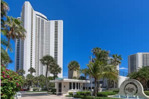 3000 N Ocean Dr, Riviera Beach, FL 33404, Sold 12/04/19