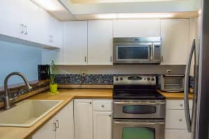 3905 Victoria Dr, West Palm Beach, FL 33406, Sold 08/08/19