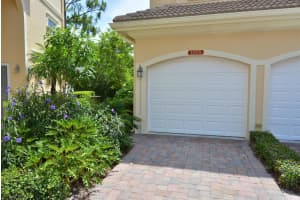 12575 SE Old Cypress Dr, Hobe Sound, FL 33455, Sold 04/10/20