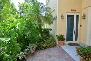 12575 SE Old Cypress Dr, Hobe Sound, FL 33455, Sold 04/10/20