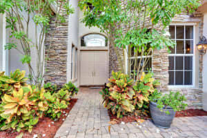 8752 Wellington View Dr, Royal Palm Beach, FL 33411, Sold 06/26/20