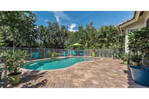 5695 55th St, Vero Beach, FL 32967, Sold 07/26/19