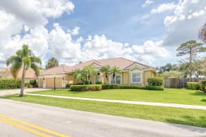 19087 SE Loxahatchee River Rd, Jupiter, FL 33458, Sold 09/18/19