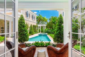 10322 SE Marigold Cir, Hobe Sound, FL 33455, Sold 10/15/19