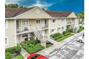 106 Palm Beach Trace Dr, Royal Palm Beach, FL 33411, Sold 09/06/19