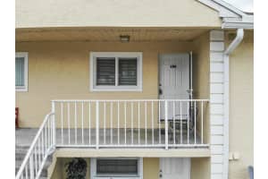 106 Palm Beach Trace Dr, Royal Palm Beach, FL 33411, Sold 09/06/19