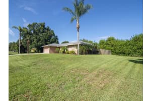 425 28th Ct SW, Vero Beach, FL 32968, Sold 08/13/19