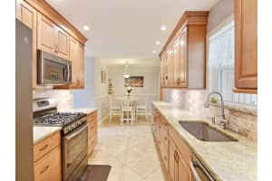 425 28th Ct SW, Vero Beach, FL 32968, Sold 08/13/19