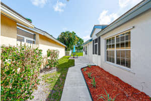6184 Lansdowne Cir, Boynton Beach, FL 33472, Sold 08/19/19