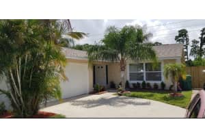 207 Canterbury Dr W, Riviera Beach, FL 33407, Sold 01/22/20