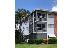 25 SE 13th St APT A1, Boca Raton, FL 33432, Sold 08/15/19