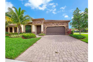 8919 Gulf Run Way, Lake Worth, FL 33467, Sold 08/05/19