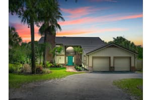3880 NE Sugarhill Ave, Jensen Beach, FL 34957, Sold 04/27/20