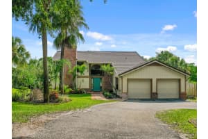 3880 NE Sugarhill Ave, Jensen Beach, FL 34957, Sold 04/27/20