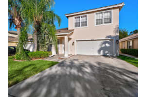 6804 Hendry Dr, Lake Worth, FL 33463, Sold 08/20/19