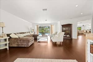 831 SW 33rd Pl, Boynton Beach, FL 33435, Sold 09/13/19