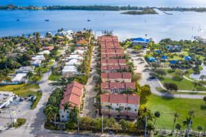 103 Harbors Way, Boynton Beach, FL 33435, Sold 11/21/19