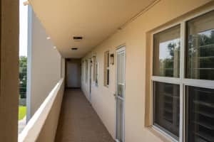 275 Date Palm Rd, Vero Beach, FL 32963, Sold 08/05/19