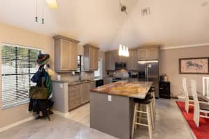 13477 Fountain View Blvd, Wellington, FL 33414, Sold 10/08/19