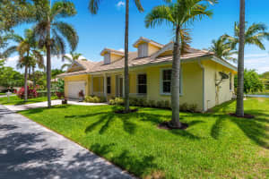 8080 SE Waterway Dr, Hobe Sound, FL 33455, Sold 12/12/19