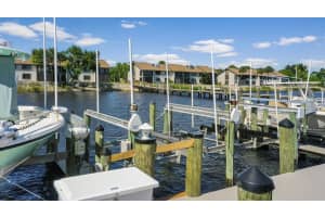 1600 NE Dixie Hwy, Jensen Beach, FL 34957, Sold 03/12/20