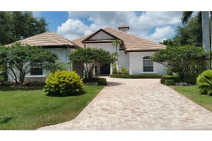9804 SE Sandpine Ln, Hobe Sound, FL 33455, Sold 01/08/21